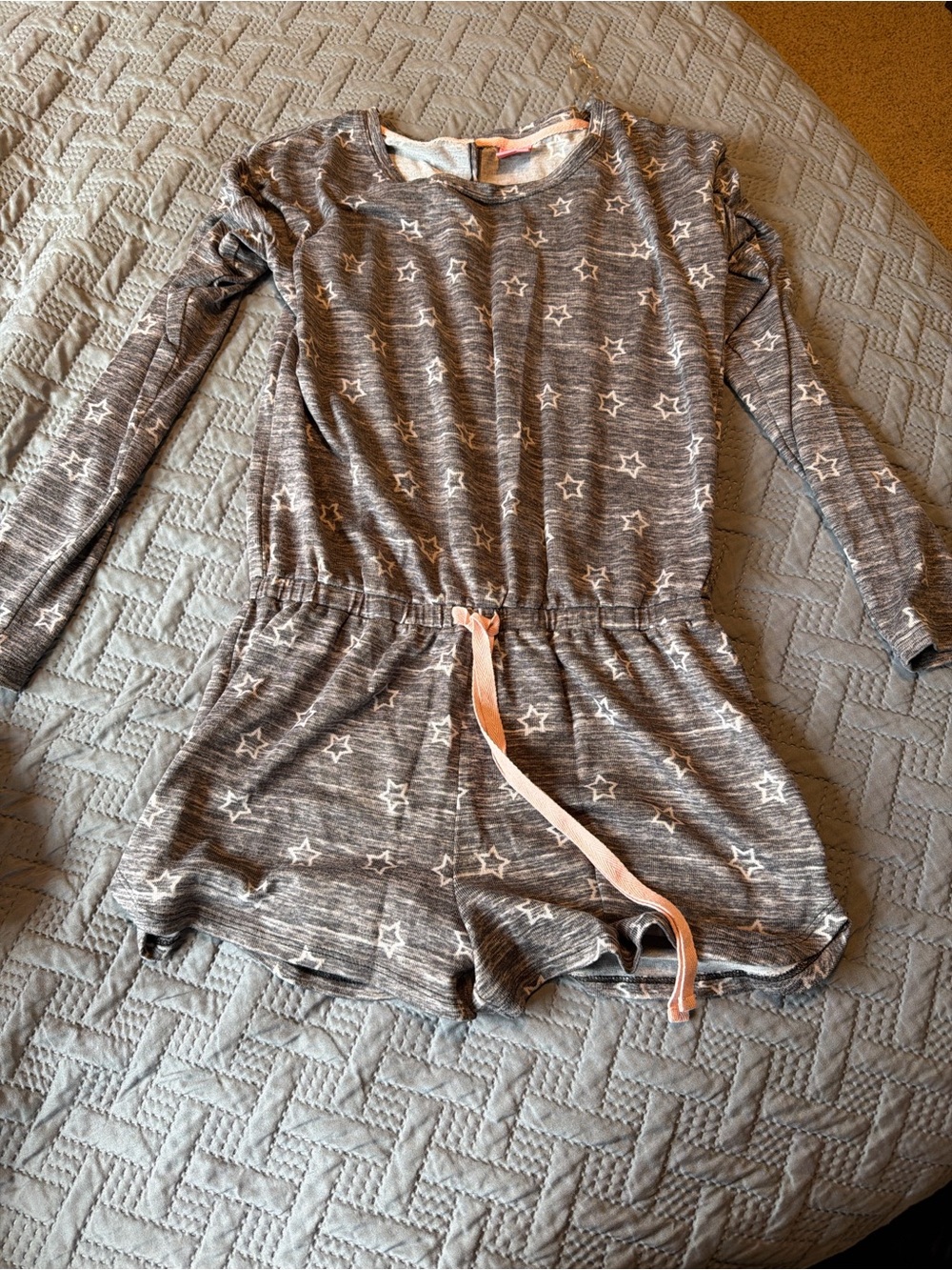 Women’s ' Gray Star Print Romper with Pink Drawstring